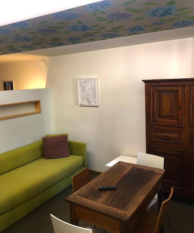 Aymon De Challant Appartement Аоста Екстер'єр фото